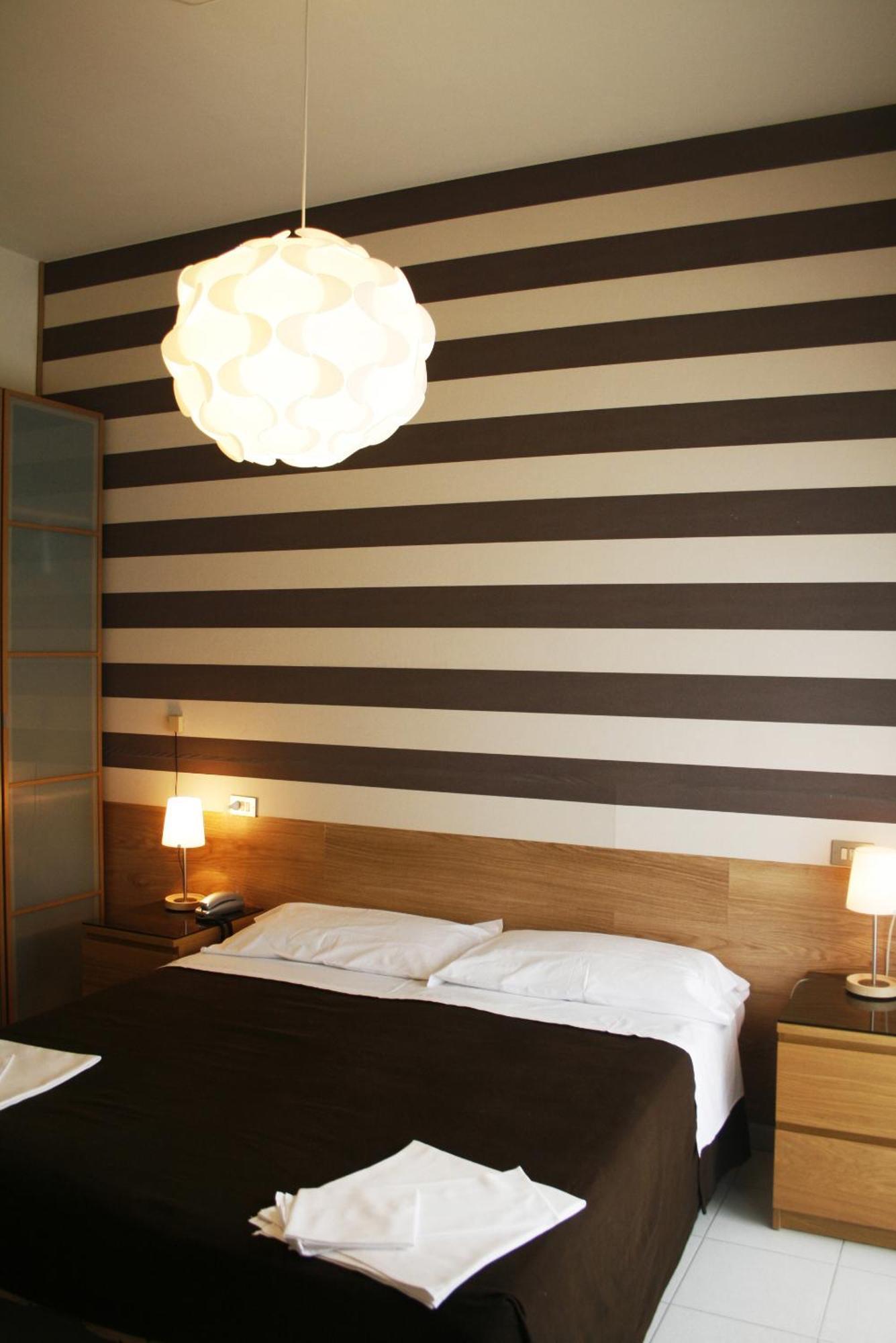 Hotel Esplanade ริมินี ภายนอก รูปภาพ